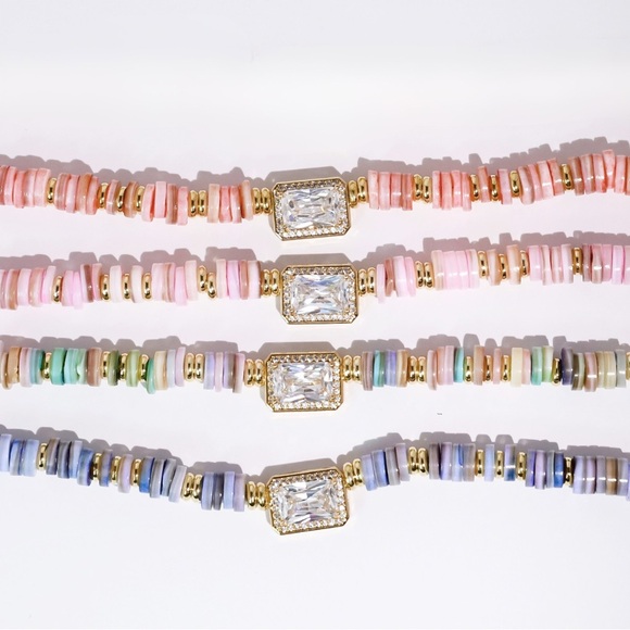 Multi - Palm Princess Heishi Bead Necklace - Picture 2 of 2